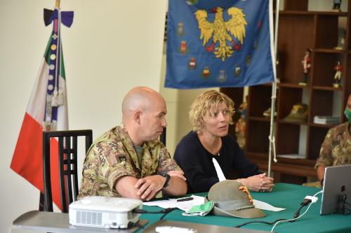 L'assessore regionale Barbara Zilli a Venzone al saluto dell'8o Reggimento Alpini, comandato dal colonnello Franco Del Favero, in partenza per l'Afghanistan